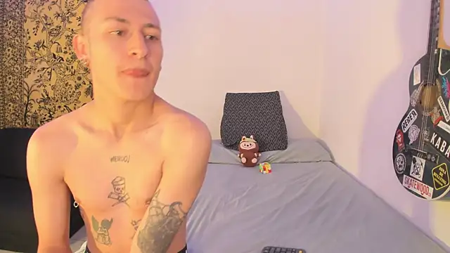 Aria_x_Orien_ webcam
