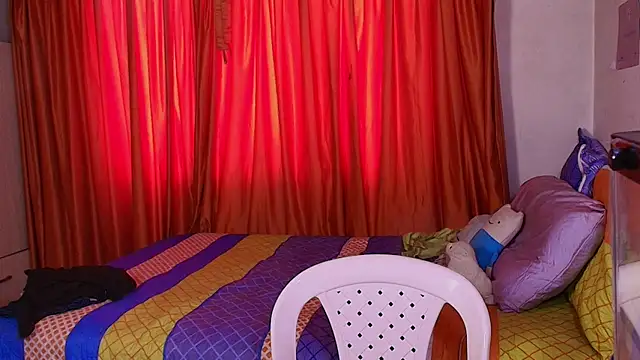 jeanne_holland live webcam show
