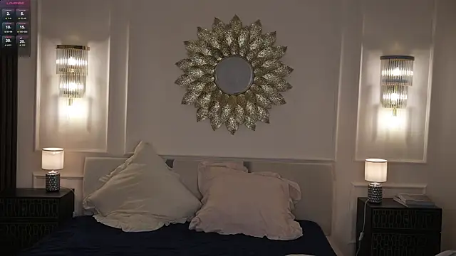 Julia__Star_ webcam