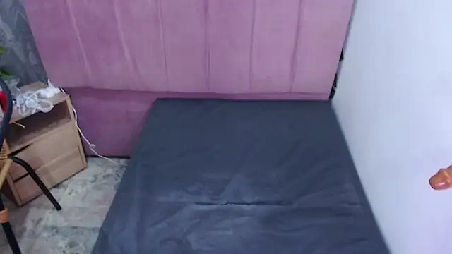 Alysrous_Mar webcam