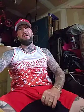 beardedtattood's live room
