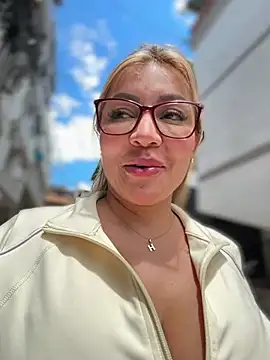DIANITA_1988 live sex cam