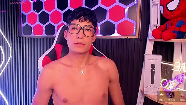 adann_star (M twink) - LICK DILDO