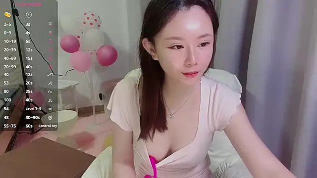 coco0823 live cam on StripChat