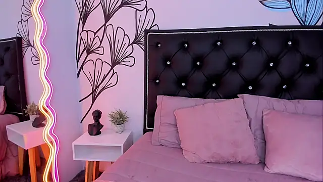 Sweet_Ariadna_ webcam