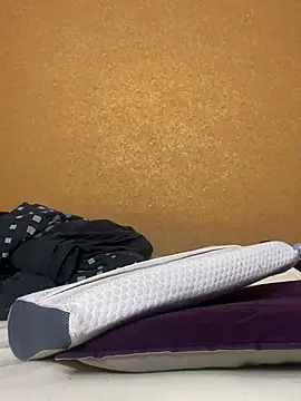 LiluHot live webcam show