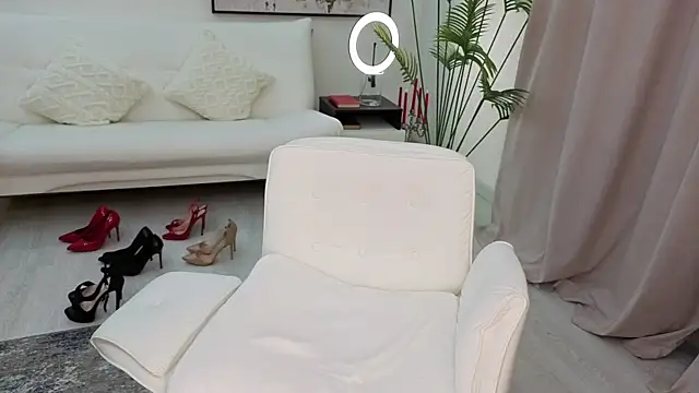 Beylly live webcam show