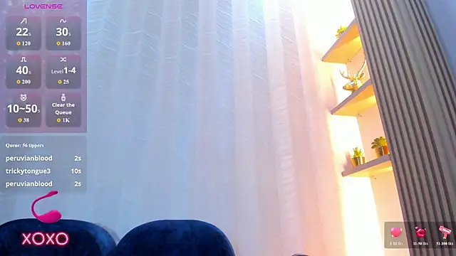Naomii_Viper live webcam show