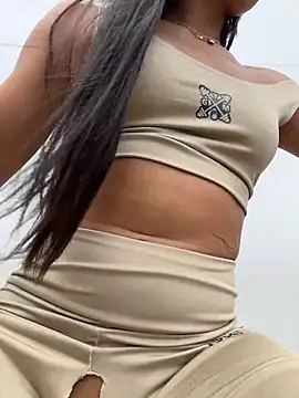 MystiqueXXX live webcam show
