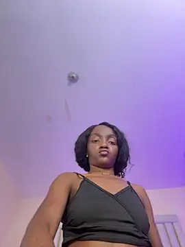 Keirahartz live cam on StripChat