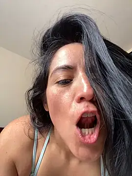 Mila_rebel live webcam show