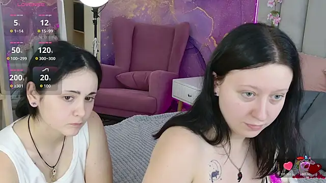 RuthHalll live webcam show