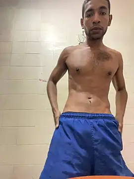 lc20cm_ live cam on StripChat