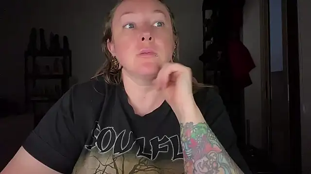 kisicaxx live webcam show