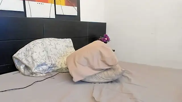 MeganRhyder webcam
