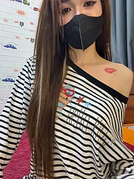 Quynhbabysexy webcam