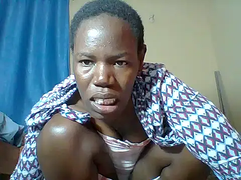 Blacksexyqueen24 webcam
