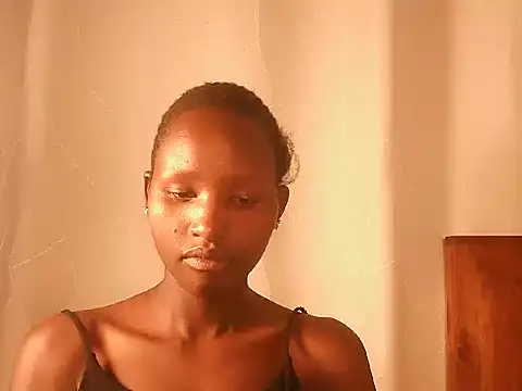 Teen_sleek webcam