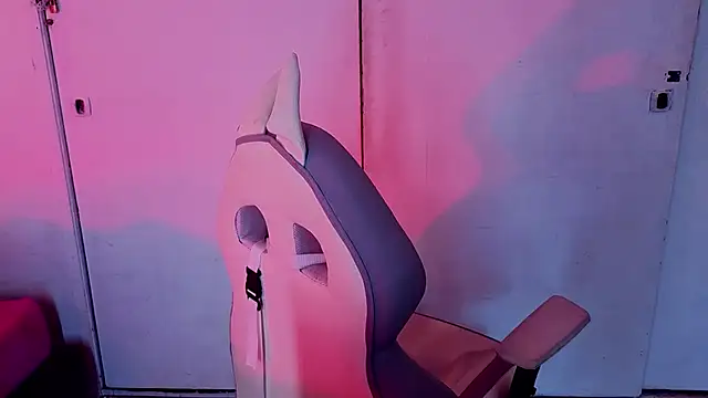 Melissa_Adamsx