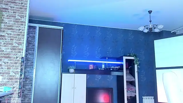 Lucky_Milf live webcam