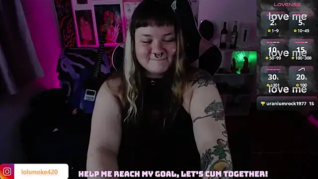 Bdsm_and_fries webcam