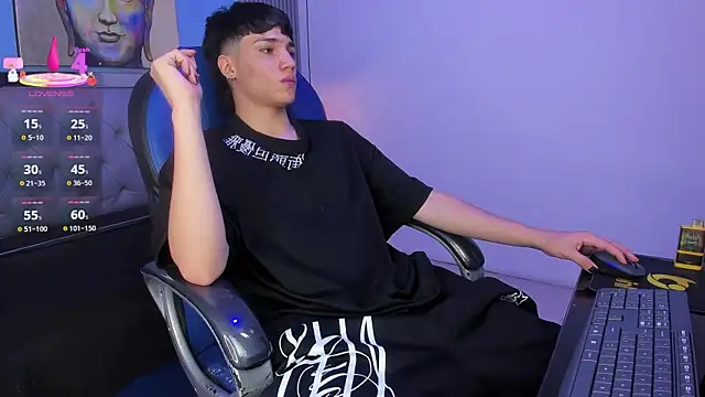 samblack_ (M twink) - TODAY'S GOAL