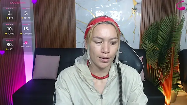 alonddra_tay webcam