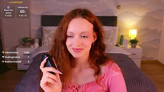SallyPinkman webcam