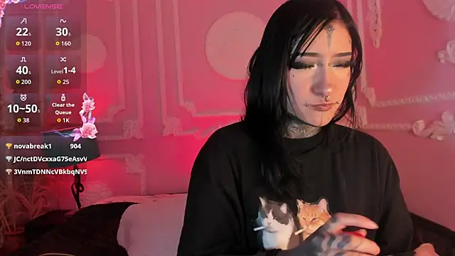 Kat_VonDe live cam on StripChat