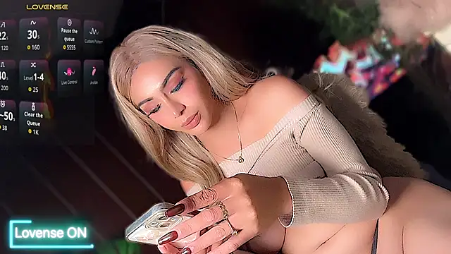 Miss-Victoria69 webcam
