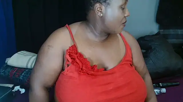 BUSTYBOOBS_BUSTYASS webcam