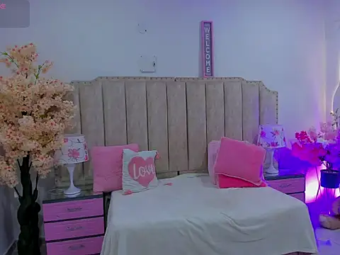 ShanelWest webcam