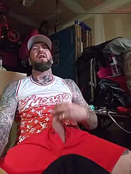 Beardedtattood webcam