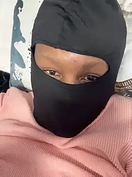 Nicole_bash live webcam show