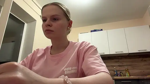 TasiaRibao live webcam show