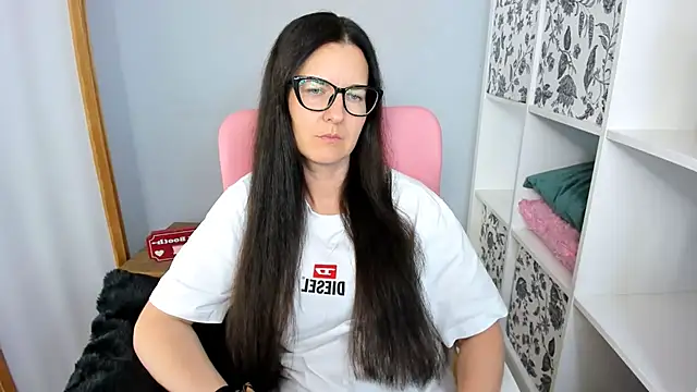 NadiaXlove webcam