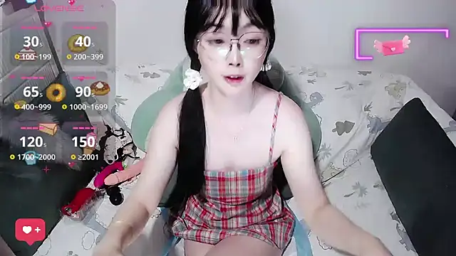 baby-yaya20 live webcam show