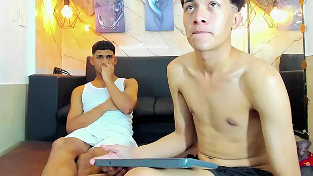 Yeff_26 live webcam show