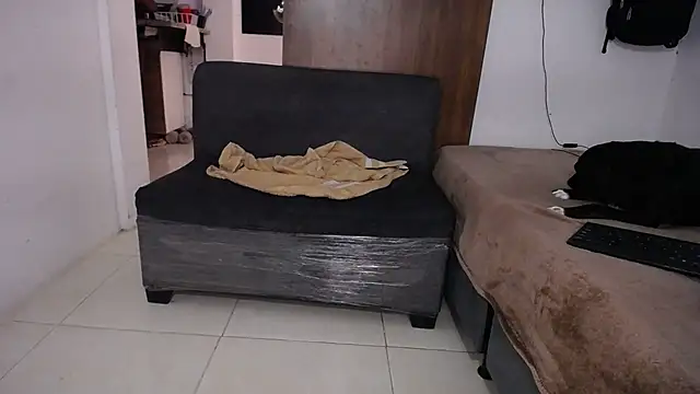 yselahot webcam