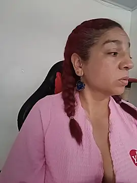 Tumilf live cam on StripChat