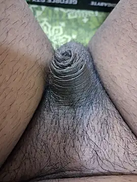 tiny_devil (Ask my age) - Cum and swallow