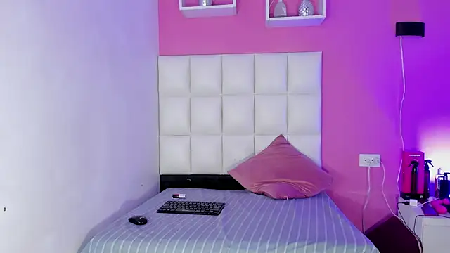 Alanna_hot3 webcam