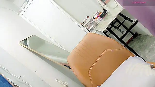 tgirljennie_69 webcam