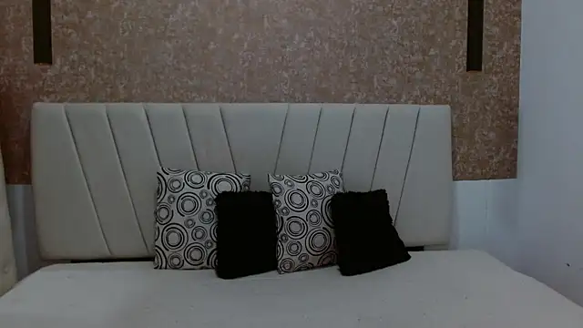 AliceSmity__ webcam