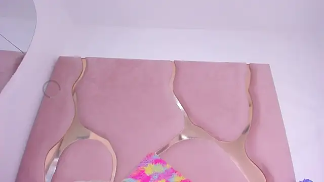 Lia_petiteht webcam