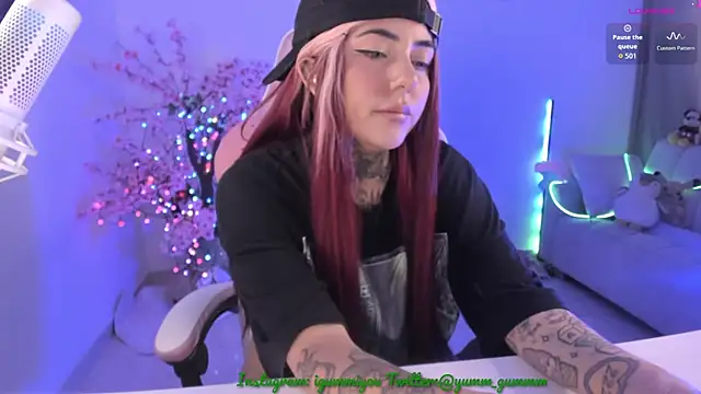 cute_catlyn live webcam show