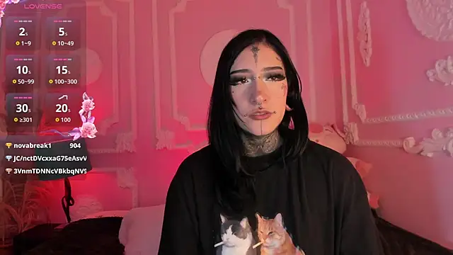 Kat_VonDe live cam on StripChat