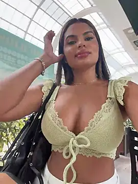 Irina_Velvett webcam