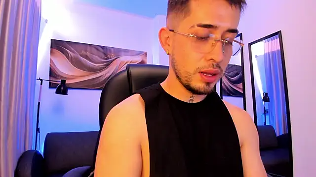 Tommas_Jhonson live cam
