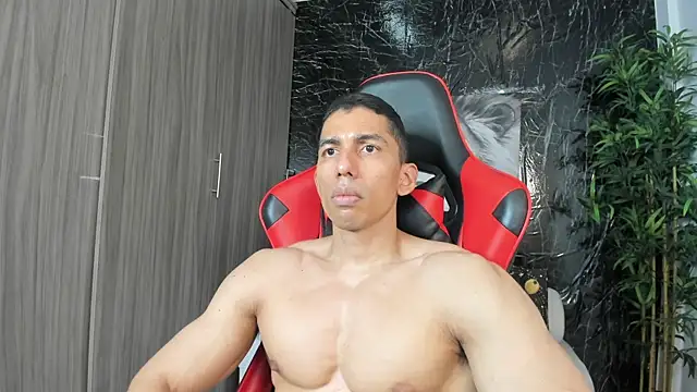 Erik_castle webcam